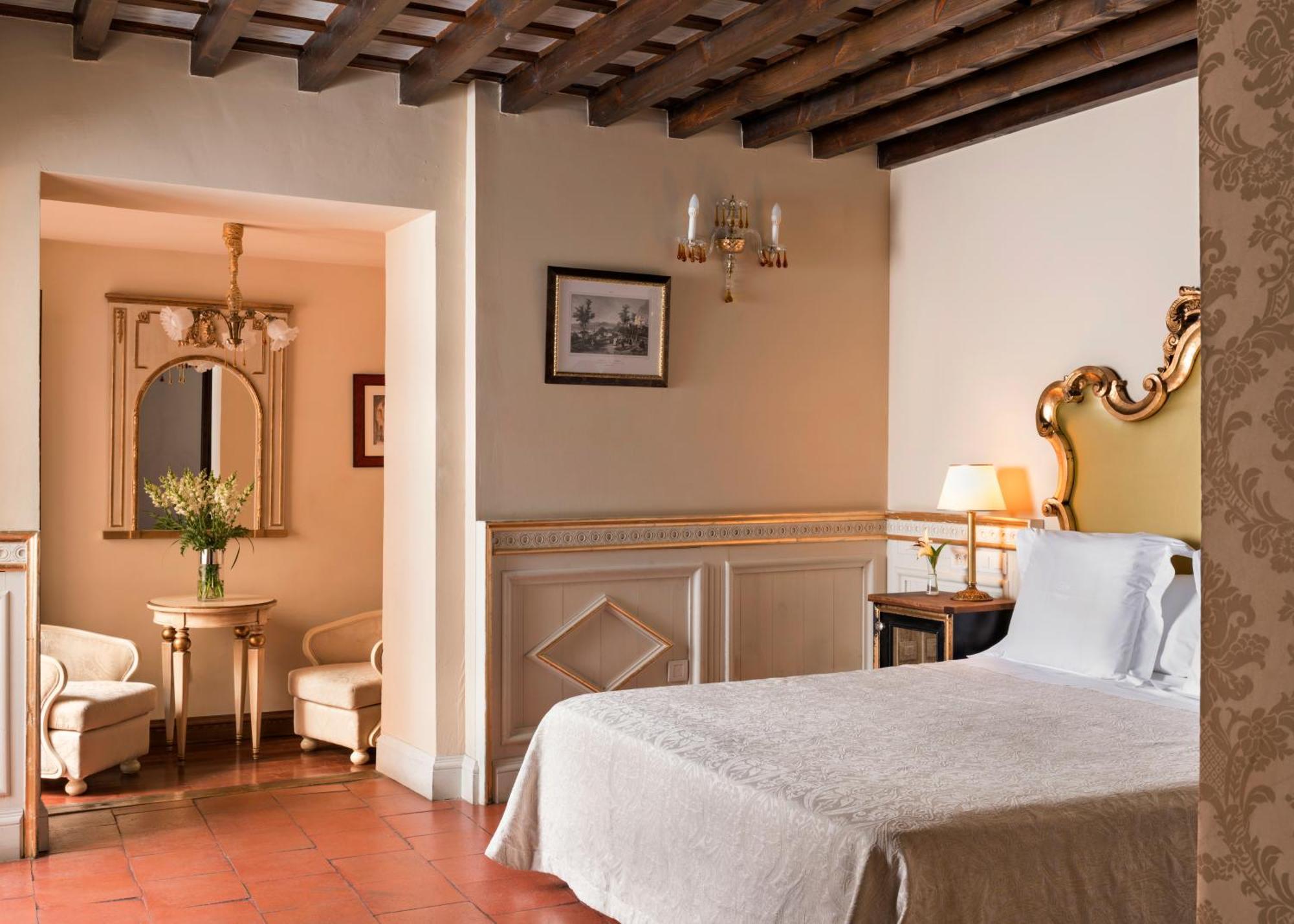 Deluxe Premium Room
