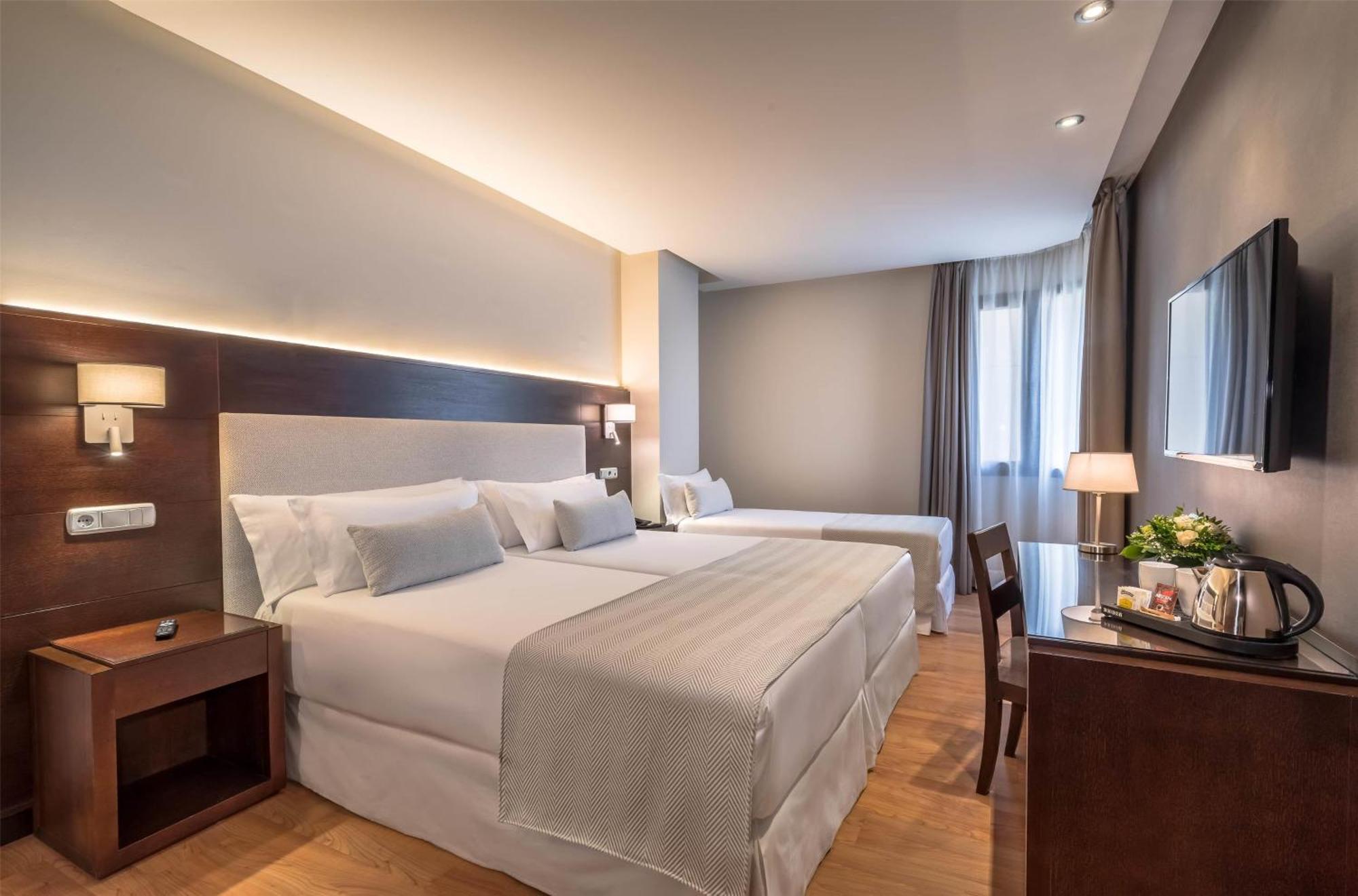 Triple Room (2 Adults + 1 Child),1690934122:JPEG