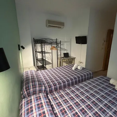 Hostal El Olivo-3