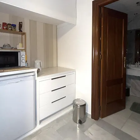Cute And Relaxing Bed And Breakfast En Albayzin-3